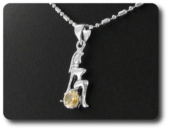 5 mm Orange Sapphire Pendant
