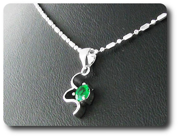 5 mm Green Emerald Pendant