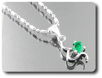 5 mm Green Emerald Pendant