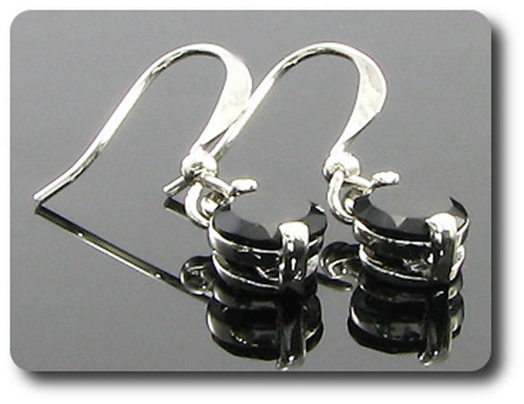 BOUCLES D'OREILLE SAPHIR NOIR