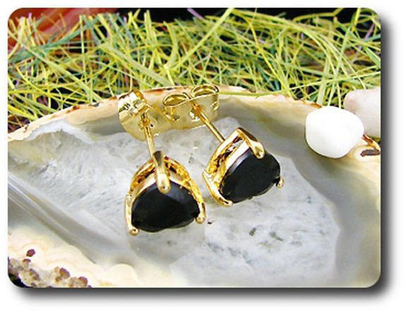 BOUCLES D'OREILLE SAPHIR NOIR