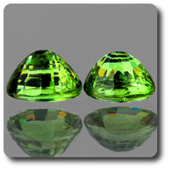 1.03 cts LOT DE 2 GRENAT DEMANTOIDE . IF