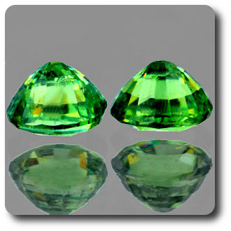 1.13 cts LOT DE 2 GRENAT DEMANTOIDE . IF