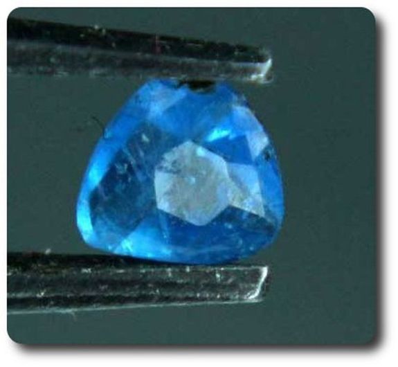 0.10cts AFGHANITE . VS