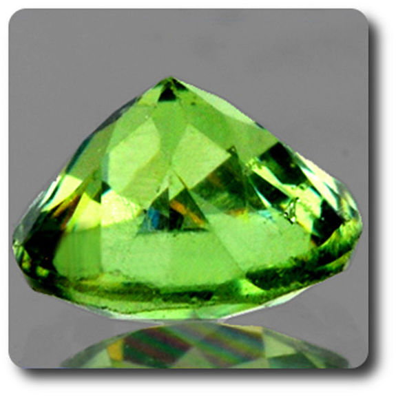 0.33CT.  DEMANTOID GARNET. IF