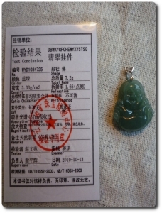 7,2 g JADEITE A JADE PENDANT " Buddha "