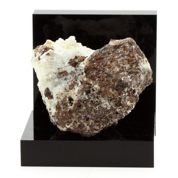 Chabazite. 300.6 ct.