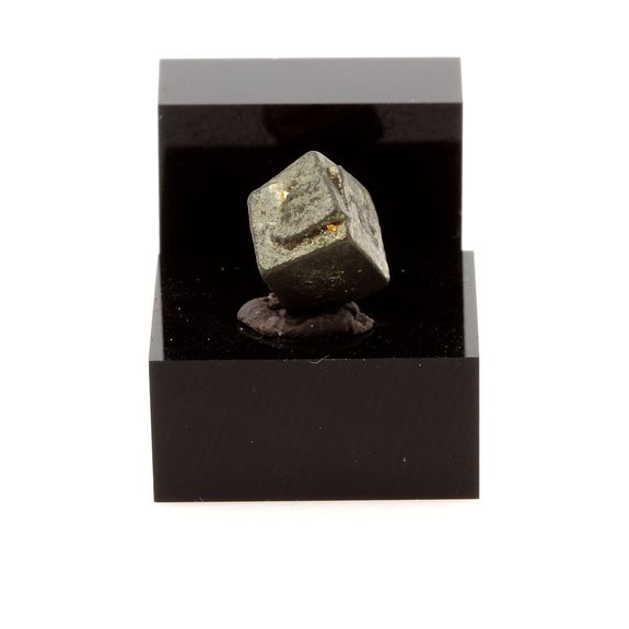 Pyrite. 7.3 ct.