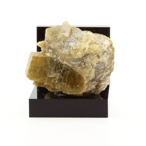 Siderite, Quartz. 264.2 ct.