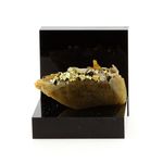 Siderite, Quartz, Pyrite.