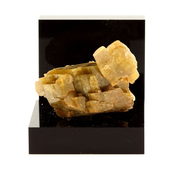 Siderite. 137.1 ct.