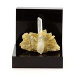 Siderite, Quartz. 63.77 ct.