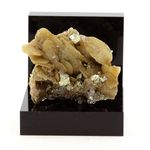 Siderite, Quartz, Pyrite.