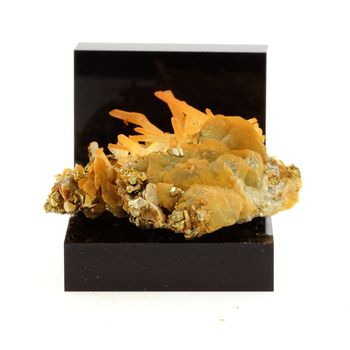 Siderite, Quartz, Pyrite. 189.4 ct.