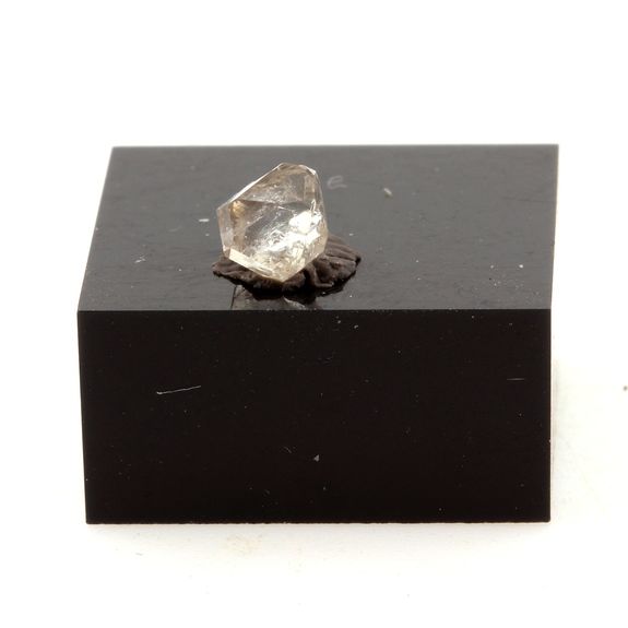 Quartz fumé. 0.6 ct.