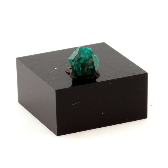 Dioptase. 0.9 ct.