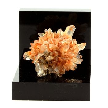 Creedite. 72.9 ct.