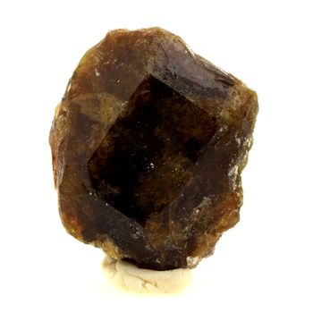 Vésuvianite. 63.8 ct.