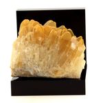 Calcite. 391.0 ct.