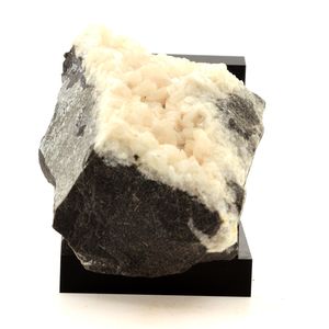 Dolomie (ou Dolomite). 2050.4 ct.
