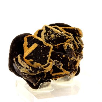 Baryte + Goethite. 391.8 ct.