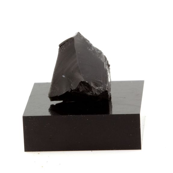 Obsidienne. 18.5 ct.