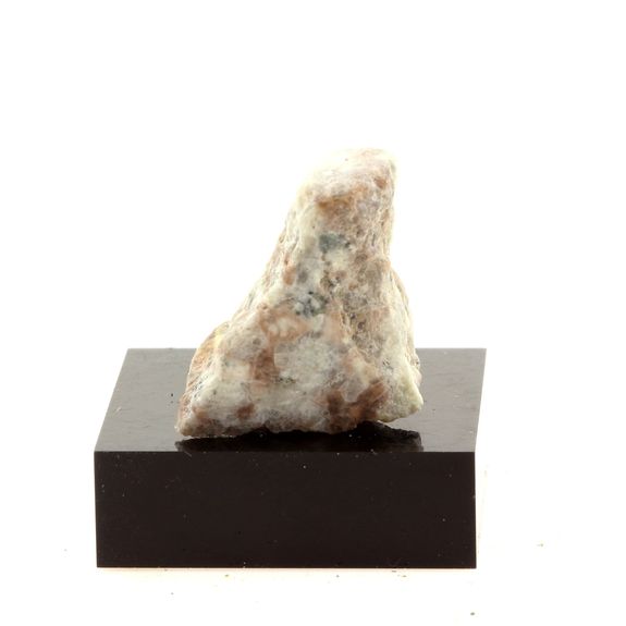 Granite. 29.2 ct.