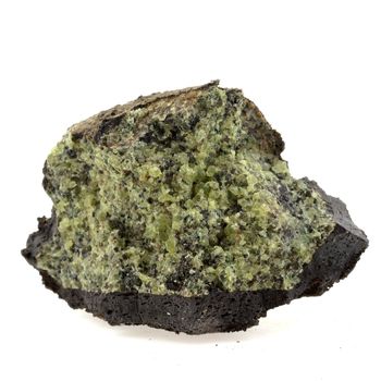Péridotite. 818.3 ct.