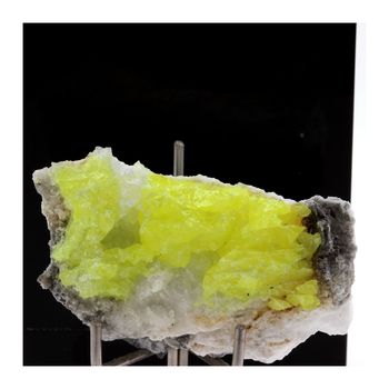 Soufre + Gypse. 141.5 ct.