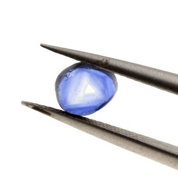 Saphir bleu (tranche). 0.57 ct.