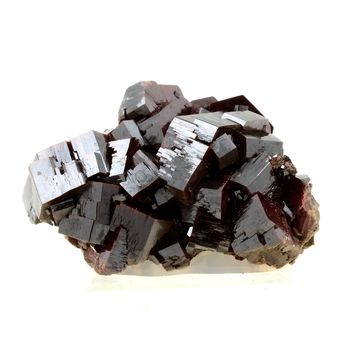 Vanadinite. 1135.0 ct.