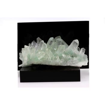 Quartz + Fuchsite. 1955.5 ct.