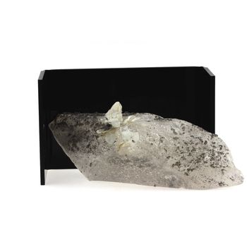 Quartz + Fairfieldite. 3830.0 ct. (0,76 kg)