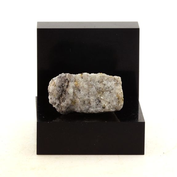 Muscovite. 15.5 ct.