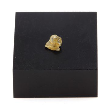 Diamant brut. 0.175 ct.