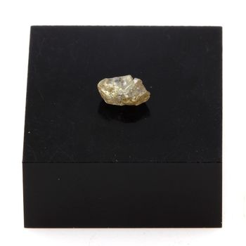 Diamant brut. 0.340 ct.