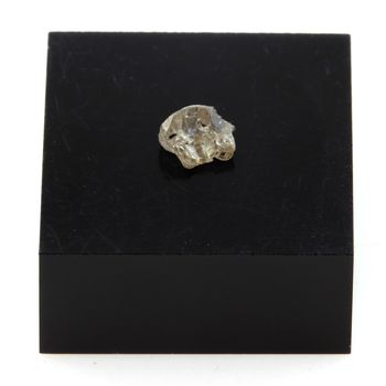 Diamant brut. 0.415 ct.