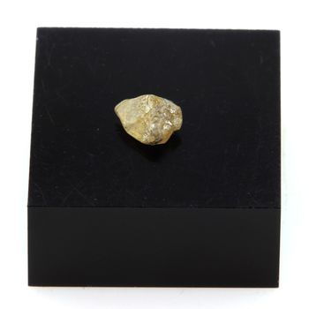 Diamant brut. 0.445 ct.