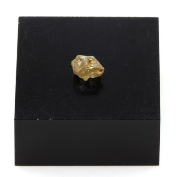 Diamant brut. 0.380 ct.