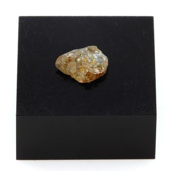Diamant brut. 0.795 ct.