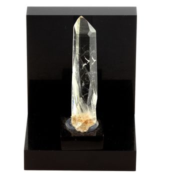 Quartz. 60.0 ct.