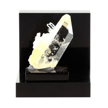 Quartz. 113.0 ct.