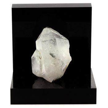 Quartz. 775.6 ct.