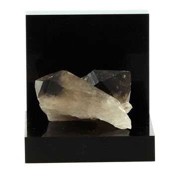 Quartz fumé. 121.6 ct.