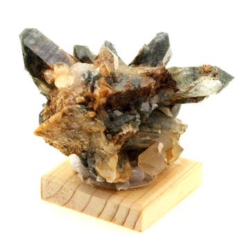 Quartz, Chlorite. 384.5 ct.