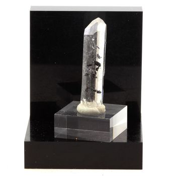 Quartz + Hematite. 17.7 ct.