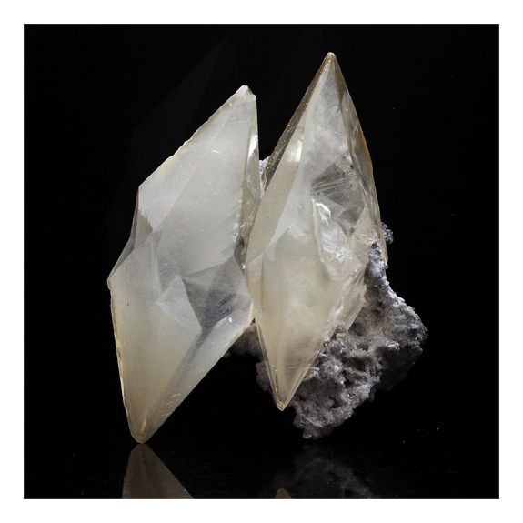 Calcite. 487.5 ct.