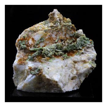 Pyromorphite. 570.0 ct.