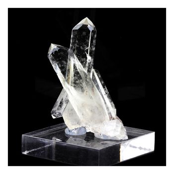 Quartz. 330.0 ct.