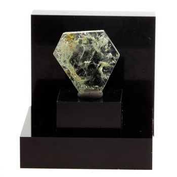 Béryl vert (tranche polie). 15.15 ct.